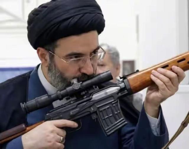 世界杯手机观看软件下载-第40波打击！伊朗大杀器齐射，美基地陷火海，特朗普向32国求助